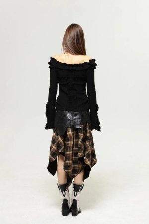 Style Core Aesthetics, New Style Trends - Fairy Grunge Cut Out Shoulder Top