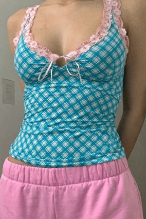 Style Core Aesthetics, New Style Trends - Floral Lace Trim Checkered Cropped Tank Top