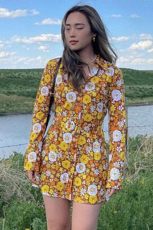 Style Core Aesthetics, New Style Trends - Floral Long Sleeve Mini Dress