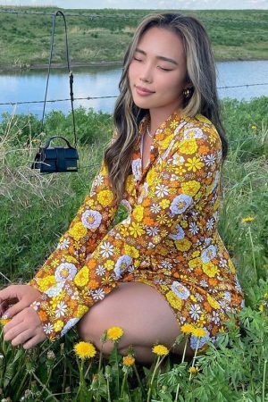 Style Core Aesthetics, New Style Trends - Floral Long Sleeve Mini Dress