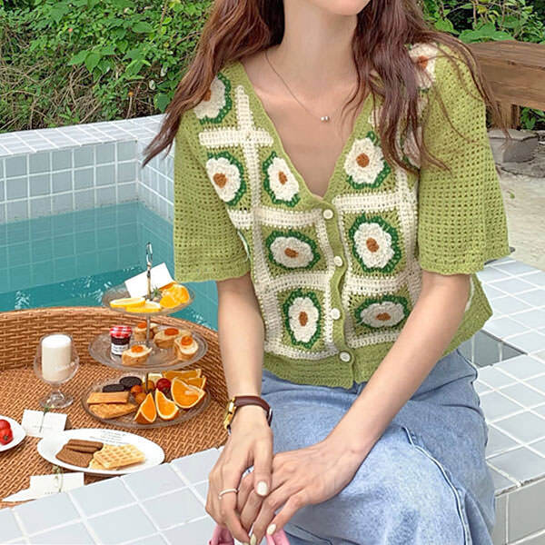 Style Core Aesthetics, New Style Trends - Flower Garden Crochet Top