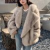 Style Core Aesthetics, New Style Trends - Fluffy Faux Fur Jacket