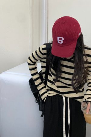 Style Core Aesthetics, New Style Trends - French Girl Ribbed Top