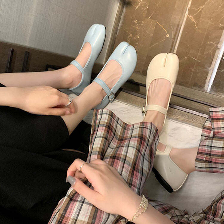 Style Core Aesthetics, New Style Trends - French Girl Split-Toe Tabi Ballet Flats