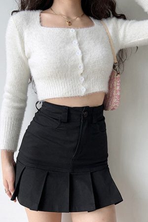 Style Core Aesthetics, New Style Trends - Fuzzy Cropped Cardigan