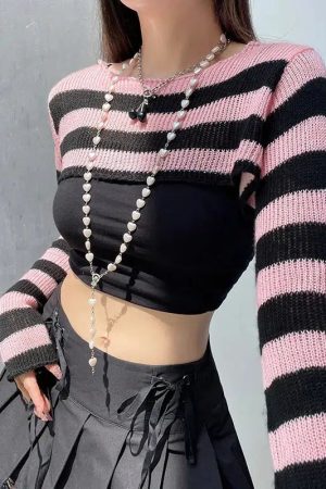 Style Core Aesthetics, New Style Trends - Goth Striped Knitted Shrug Sweater