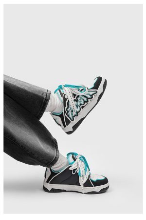 Style Core Aesthetics, New Style Trends - 'Graffiti' Shoes