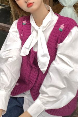 Style Core Aesthetics, New Style Trends - Grandmacore Knit Vest