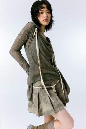 Style Core Aesthetics, New Style Trends - Grunge Asymmetric Long Sleeve Lace Top