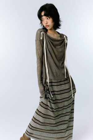 Style Core Aesthetics, New Style Trends - Grunge Asymmetric Long Sleeve Lace Top