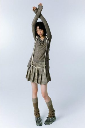 Style Core Aesthetics, New Style Trends - Grunge Asymmetric Long Sleeve Lace Top