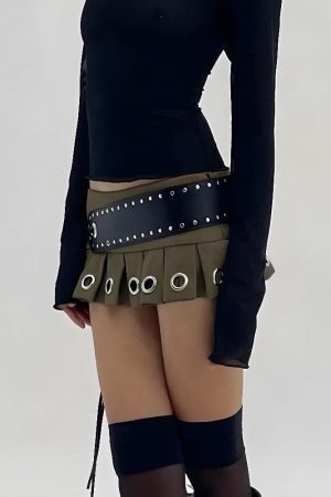Style Core Aesthetics, New Style Trends - Grunge Belted Extra Mini Skirt