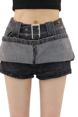 Style Core Aesthetics, New Style Trends - Grunge Buttoned Belt Loop Mini Skort