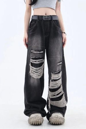 Style Core Aesthetics, New Style Trends - Grunge Dark Wash Distressed Jeans