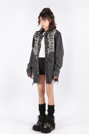 Style Core Aesthetics, New Style Trends - Grunge Distressed Long Denim Jacket