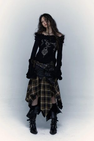 Style Core Aesthetics, New Style Trends - Grunge Faux Leather Plaid Midi Skirt