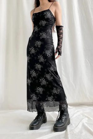 Style Core Aesthetics, New Style Trends - Grunge Floral Mesh Midi Dress