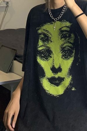 Style Core Aesthetics, New Style Trends - Grunge Ghost Face Graphic T-Shirt