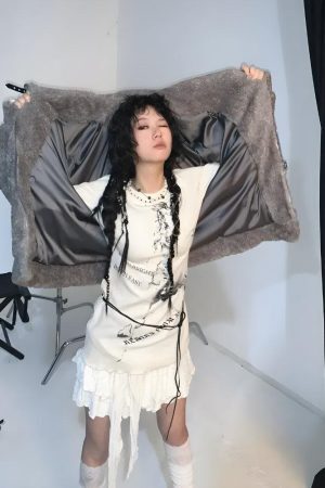 Style Core Aesthetics, New Style Trends - Grunge Rope Belted Top