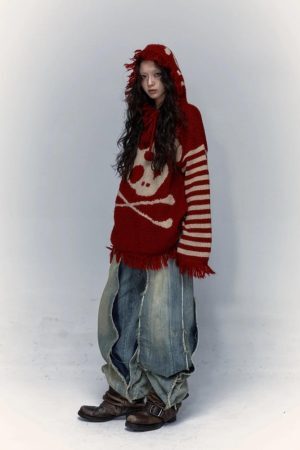 Style Core Aesthetics, New Style Trends - Grunge Tasseled Hooded Sweater