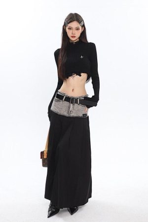 Style Core Aesthetics, New Style Trends - Grunge Turtleneck Distressed Sweater