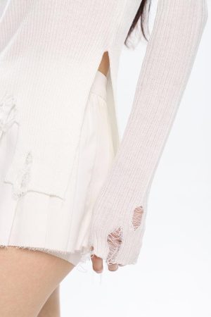 Style Core Aesthetics, New Style Trends - Grunge Turtleneck Distressed Sweater