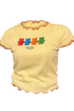 Style Core Aesthetics, New Style Trends - Gummy Bear Cropped Tee