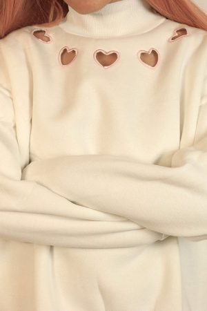 Style Core Aesthetics, New Style Trends - Heart Cut Out Sweatshirt