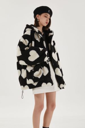 Style Core Aesthetics, New Style Trends - Heart Pattern Hooded Jacket