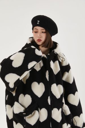 Style Core Aesthetics, New Style Trends - Heart Pattern Hooded Jacket