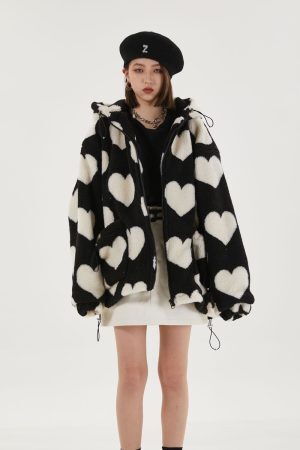 Style Core Aesthetics, New Style Trends - Heart Pattern Hooded Jacket