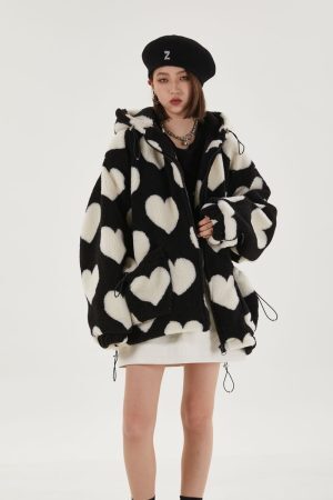 Style Core Aesthetics, New Style Trends - Heart Pattern Hooded Jacket