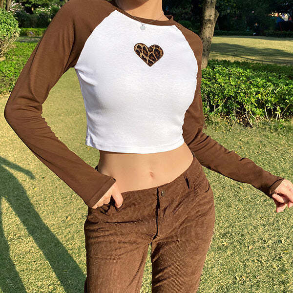 Style Core Aesthetics, New Style Trends - Heart Raglan Tee Style Core Aesthetics, New Style Trends - Heart Raglan Tee