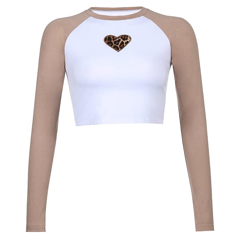 Style Core Aesthetics, New Style Trends - Heart Raglan Tee Style Core Aesthetics, New Style Trends - Heart Raglan Tee