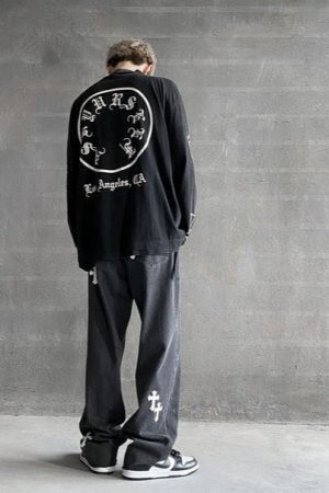 Style Core Aesthetics, New Style Trends - 'Holy' Jeans