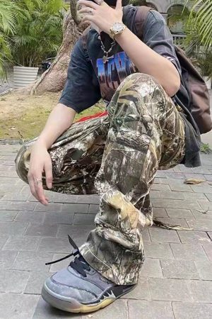 Style Core Aesthetics, New Style Trends - 'Hunter' Jeans