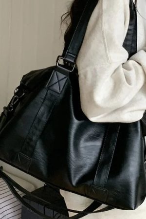 Style Core Aesthetics, New Style Trends - Ismara | Grand Sac à Main de Cours