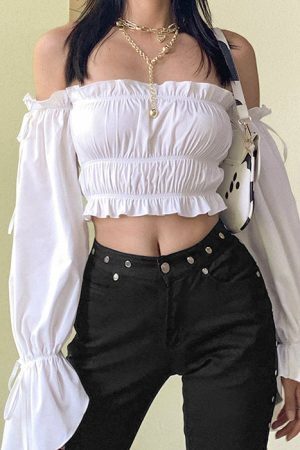 Style Core Aesthetics, New Style Trends - It's My Delight Crop Top