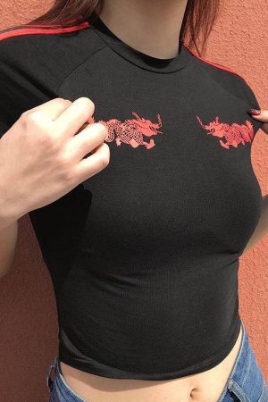 Style Core Aesthetics, New Style Trends - Japanese Dragon Crop Top