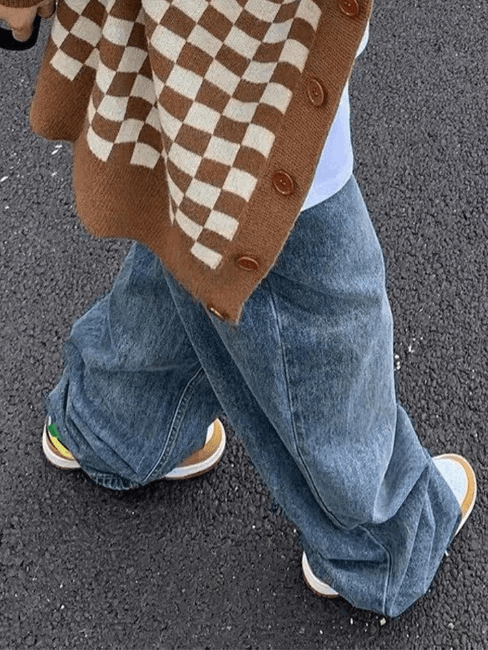 Style Core Aesthetics, New Style Trends - Jean boyfriend bleu délavé à ceinture Style Core Aesthetics, New Style Trends - Jean boyfriend bleu délavé à ceinture