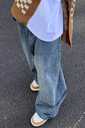 Style Core Aesthetics, New Style Trends - Jean boyfriend bleu délavé à ceinture