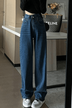 Style Core Aesthetics, New Style Trends - Jean boyfriend croisé délavé vintage