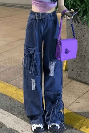 Style Core Aesthetics, New Style Trends - Jean boyfriend déchiré avec ceinture à nouer