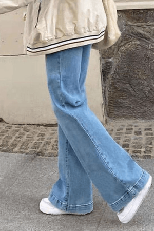 Style Core Aesthetics, New Style Trends - Jean boyfriend délavé à taille moyenne
