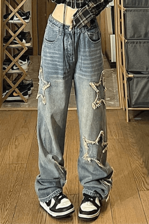 Style Core Aesthetics, New Style Trends - Jean boyfriend délavé vintage avec écusson étoile