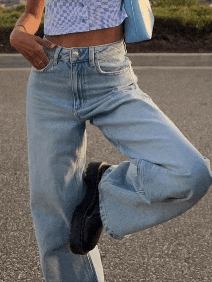 Style Core Aesthetics, New Style Trends - Jean boyfriend droit délavé bleu clair Style Core Aesthetics, New Style Trends - Jean boyfriend droit délavé bleu clair