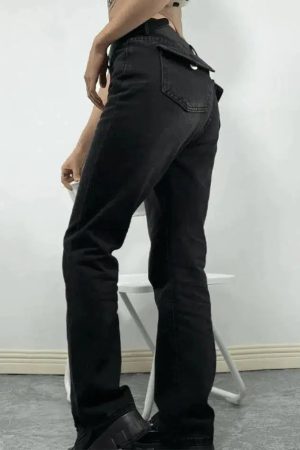 Style Core Aesthetics, New Style Trends - Jean boyfriend noir vintage délavé