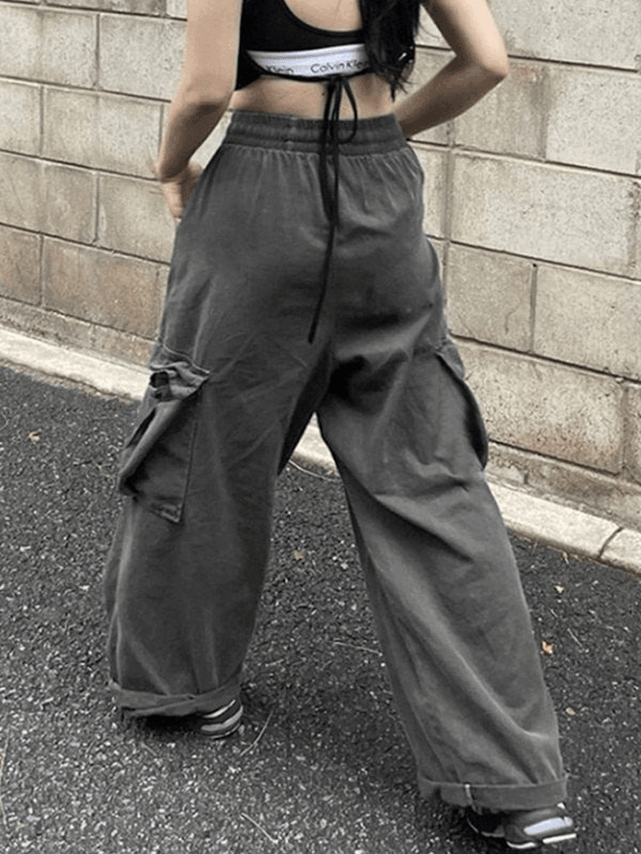 Style Core Aesthetics, New Style Trends - Jean cargo baggy vintage avec poches Style Core Aesthetics, New Style Trends - Jean cargo baggy vintage avec poches