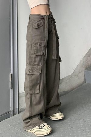 Style Core Aesthetics, New Style Trends - Jean cargo vintage avec poches