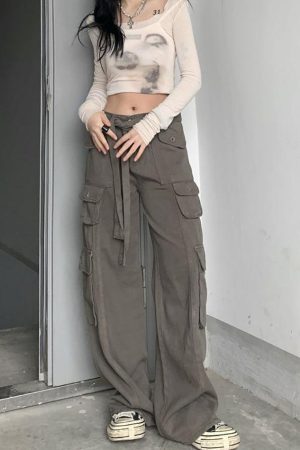 Style Core Aesthetics, New Style Trends - Jean cargo vintage avec poches